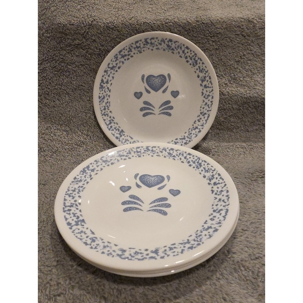 4 Corelle Set of 4 BLUE HEARTS 6.75" Dessert Bread Butter Appetizer Plates